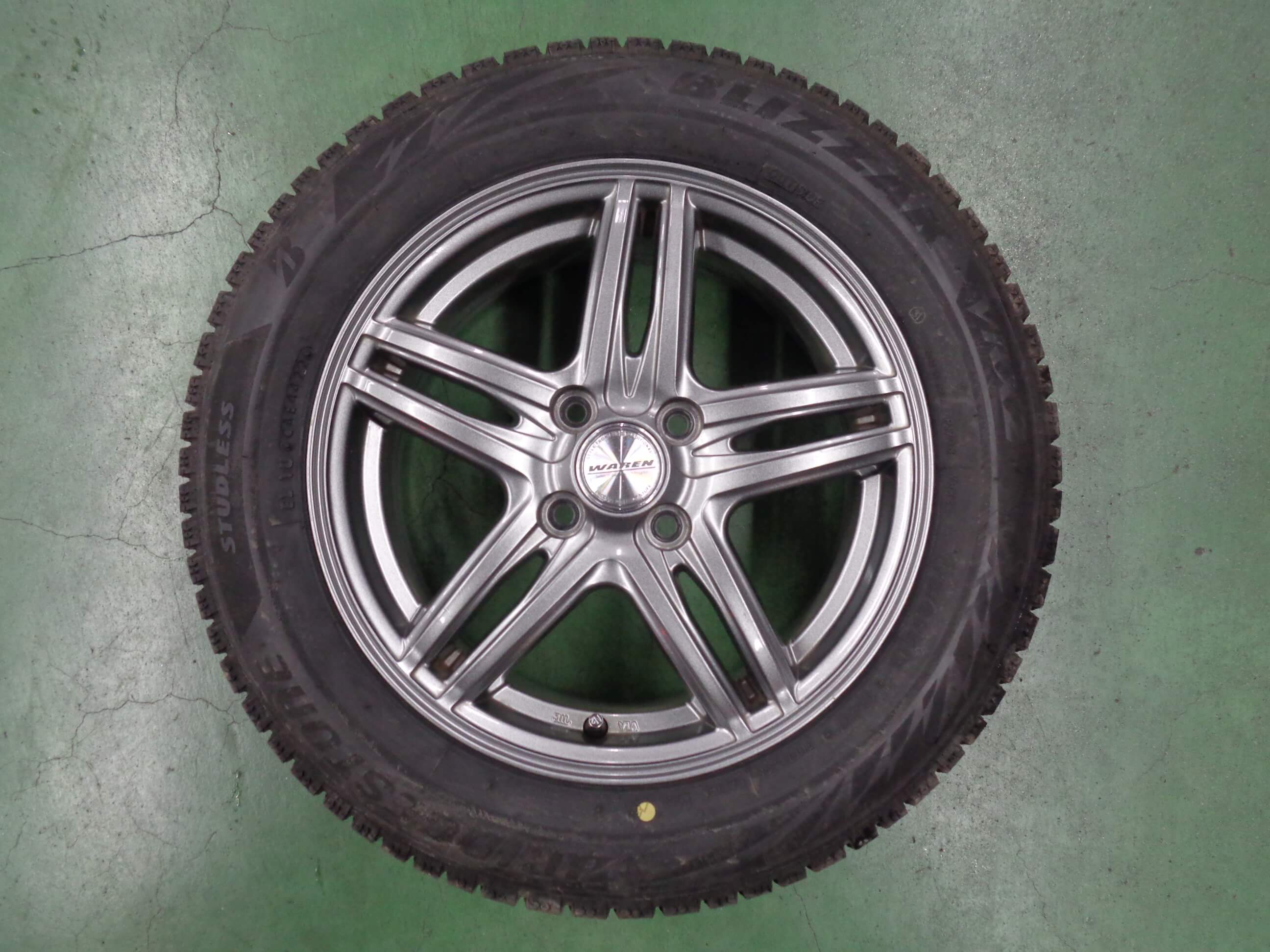 ブリヂストン　ブリザックVRX2