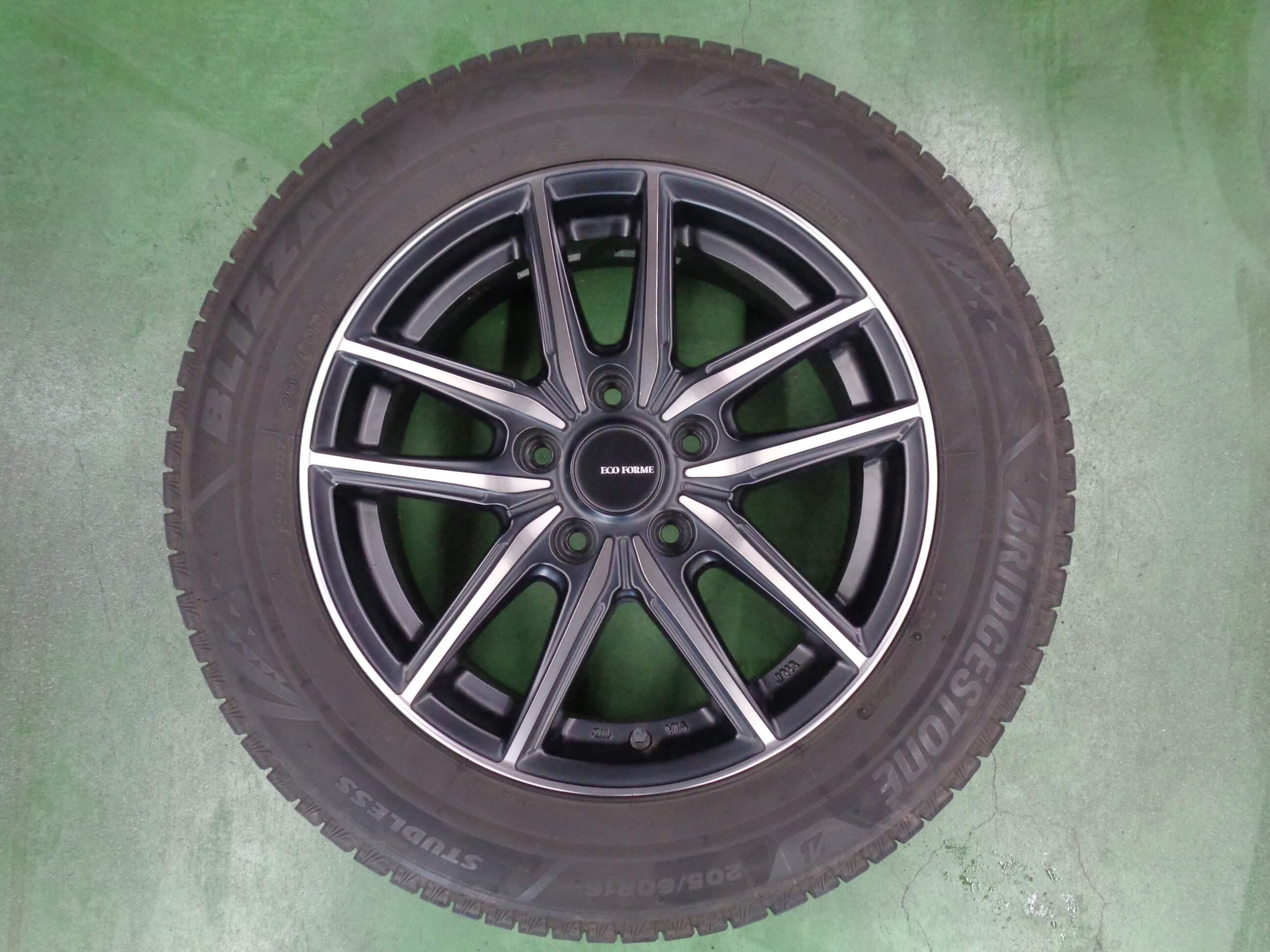 ブリヂストン　ブリザックVRX3