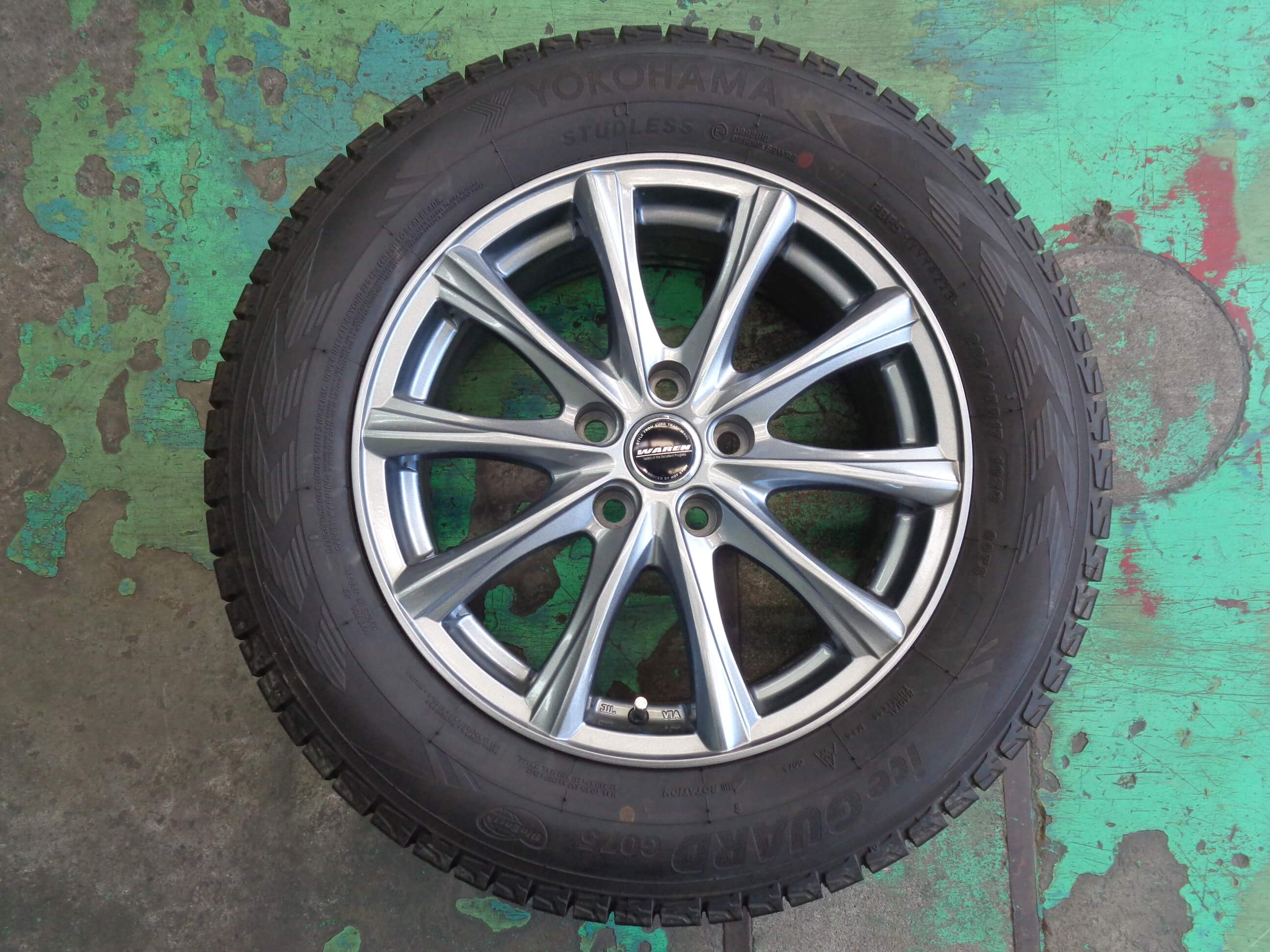 ヨコハマ アイスガードG075