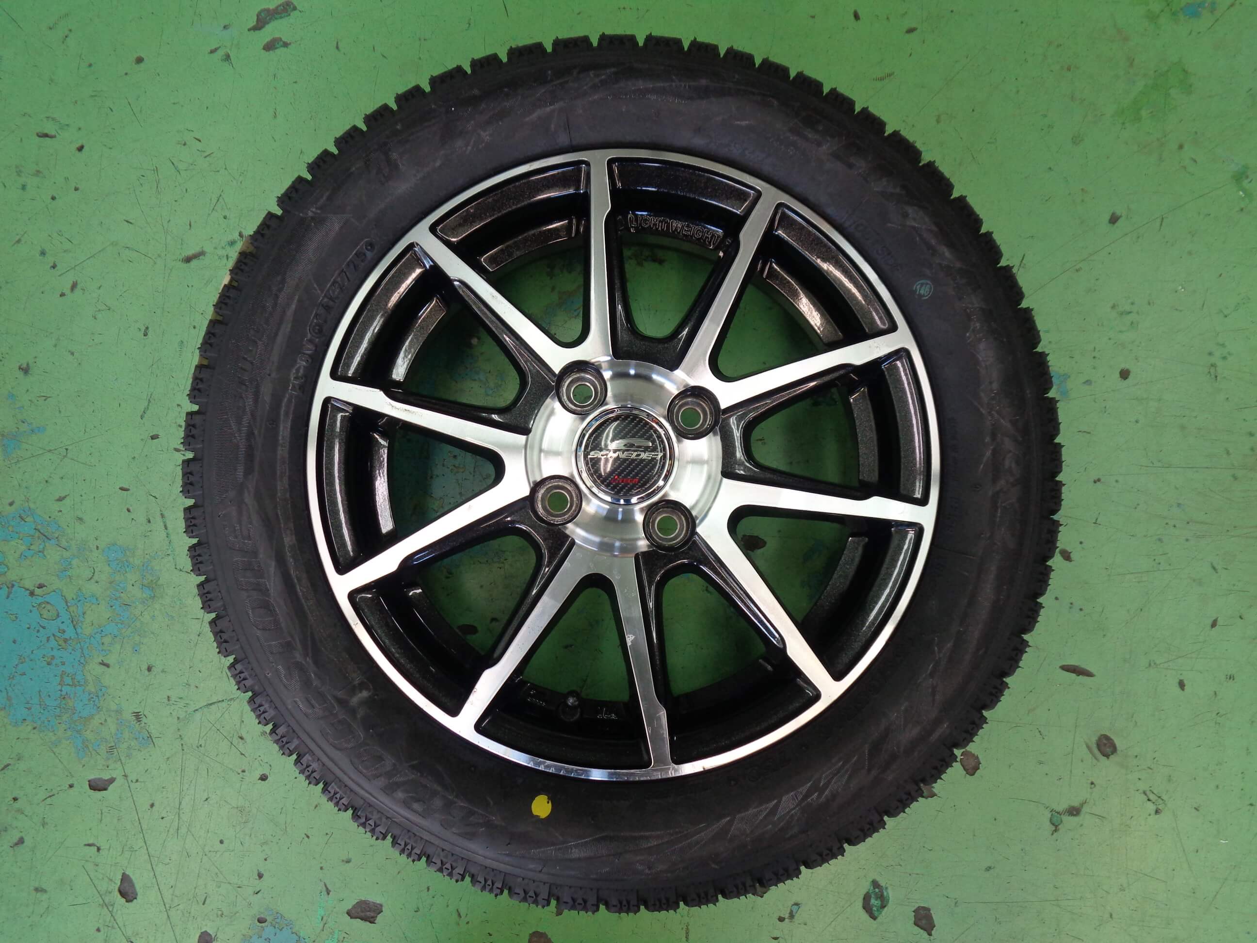 ブリヂストン ブリザック VRX2