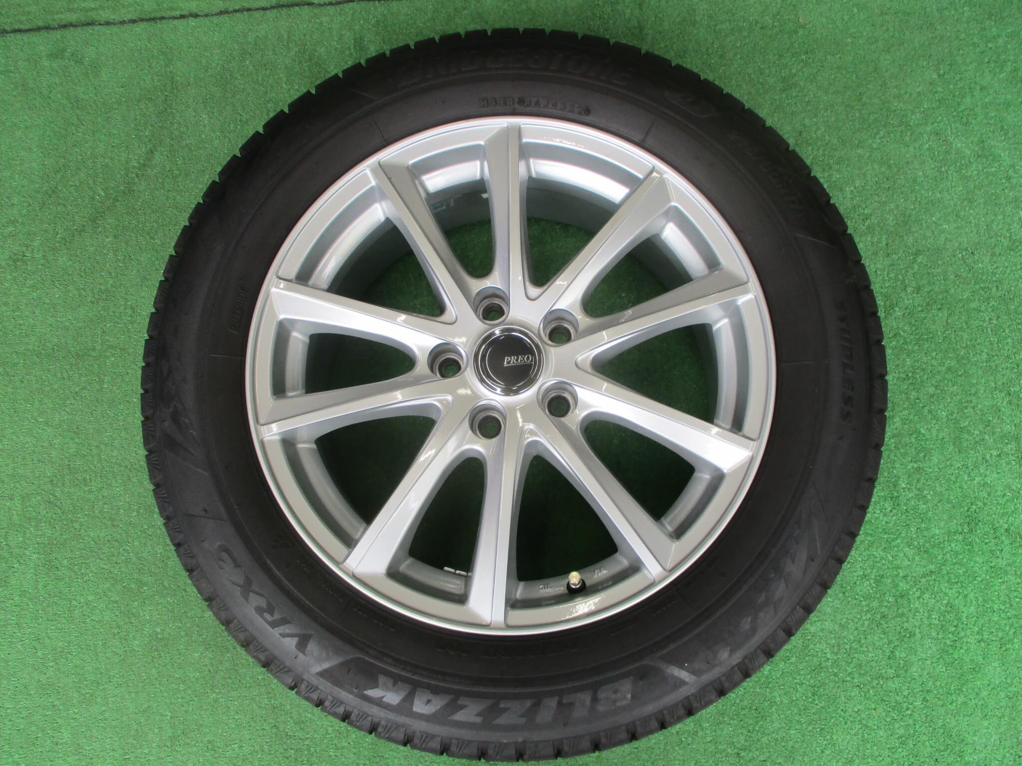 ブリヂストン　ブリザックVRX3