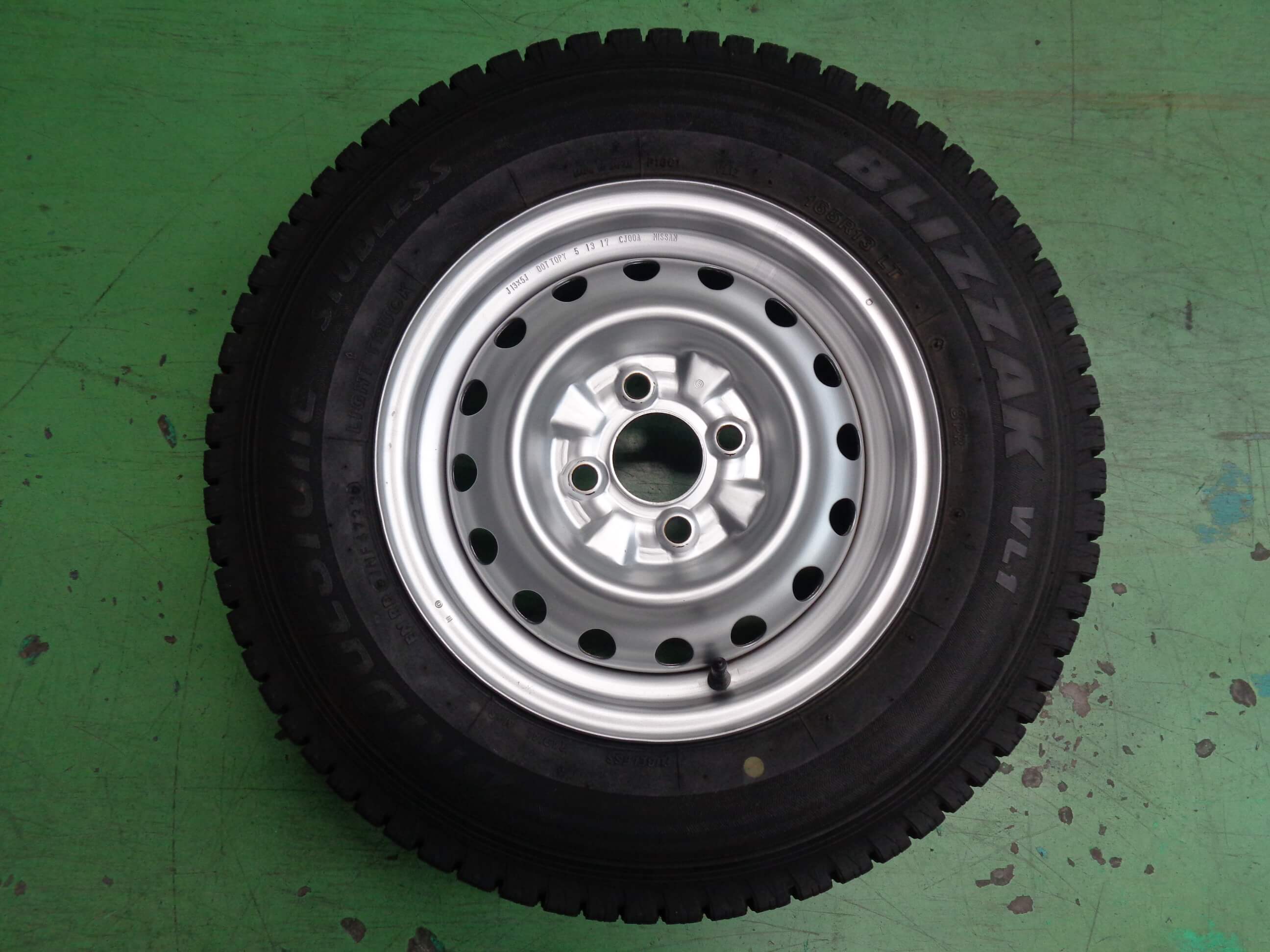 中古スタッドレスホイールセット｜神奈川県 小杉タイヤ