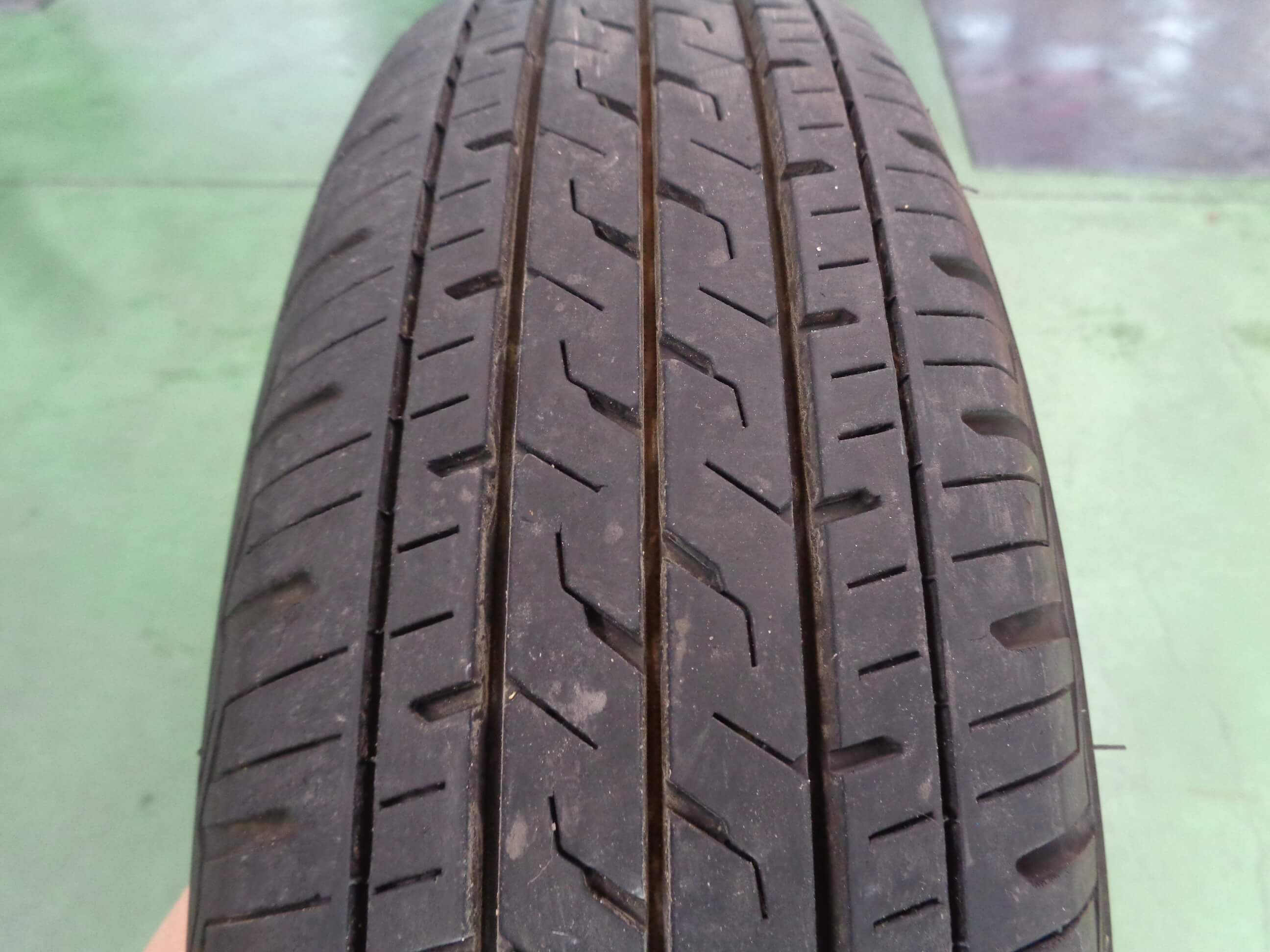 IRC RX-01 ( 中古 / ７〜８分山 ) 前後セット ＊洗浄済 IRC RX-01 ( 中古 / 7〜8分山 ) 前後セット ＊洗浄済 - メルカリ