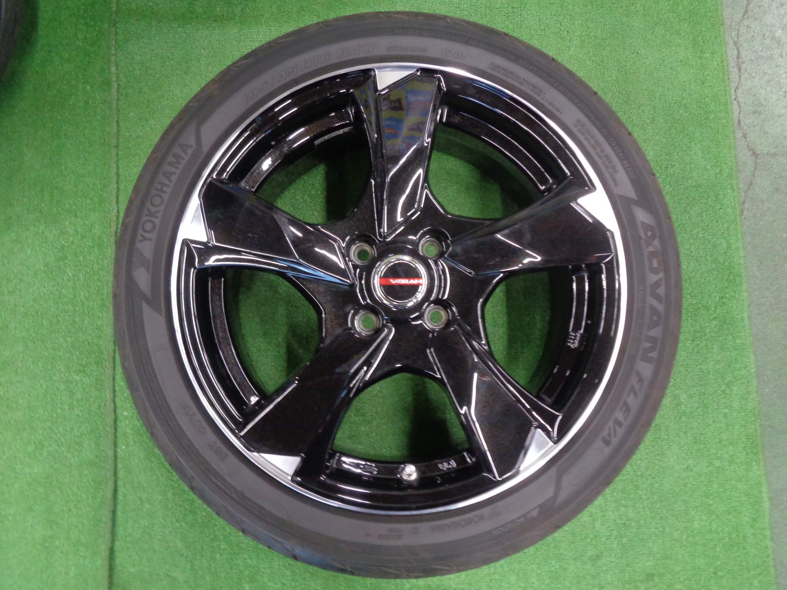 【中古美品】スタッドレスタイヤ 16 タイヤホイールセット GRASS ZX 中古ホイール 4本 6.5J 16インチ PCD100 5穴 +48 ハブ67