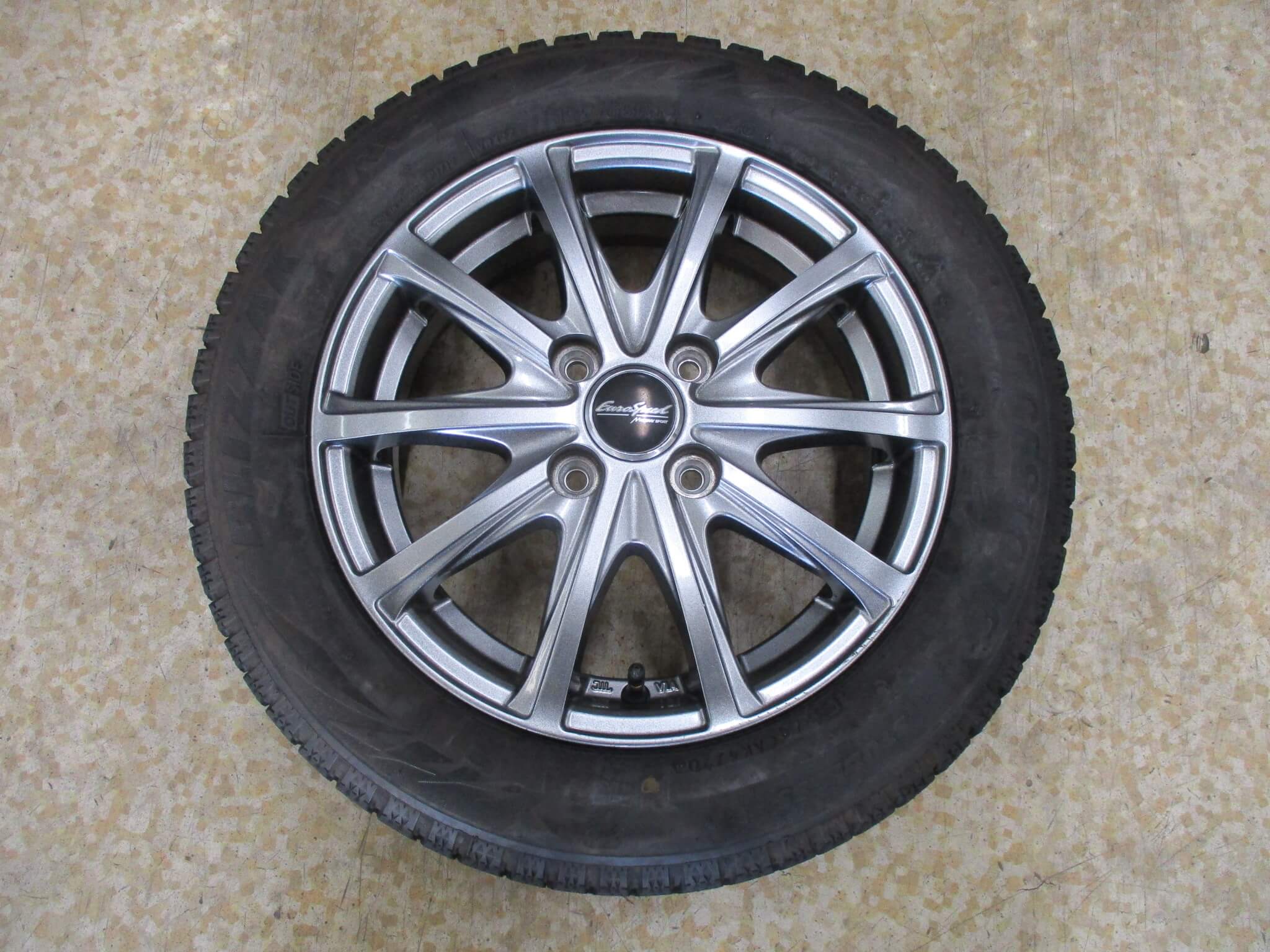 中古スタッドレスホイールセット｜神奈川県 小杉タイヤ