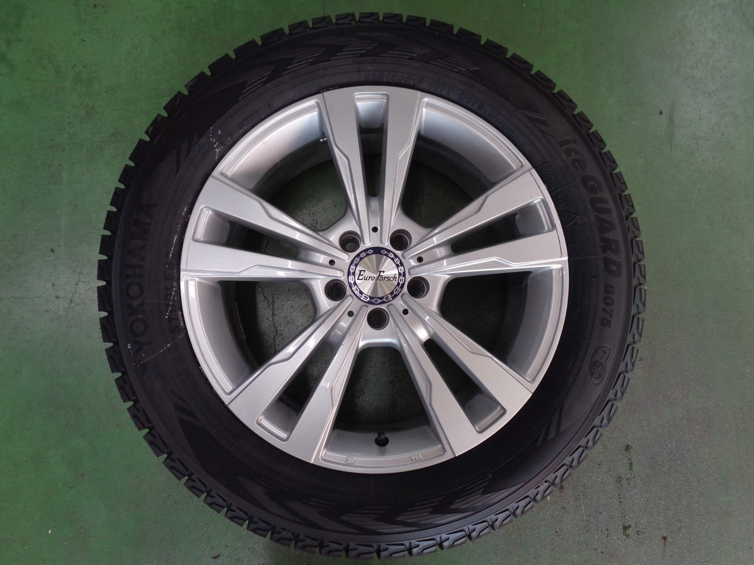 中古スタッドレスセット » 18インチ » 商品一覧