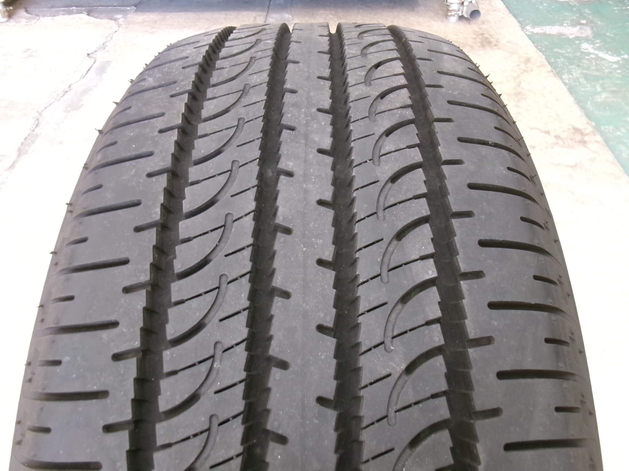 新品タイヤ 中古タイヤ » 18インチ » 商品一覧