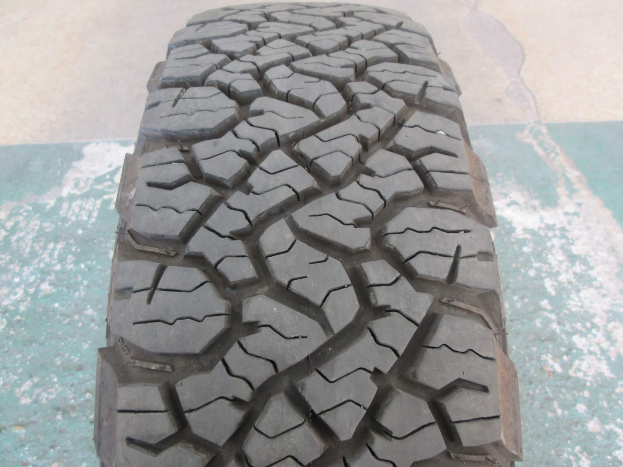 BFグッドリッチ　オールテレーンT/A　KO3