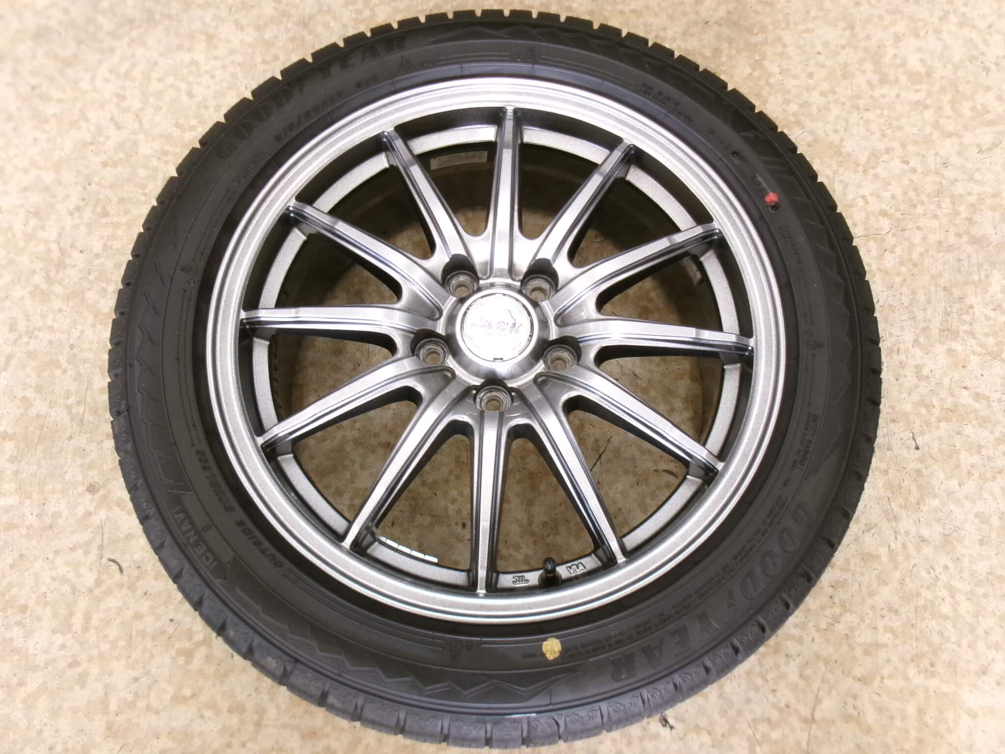 グッドイヤー　ナビ8