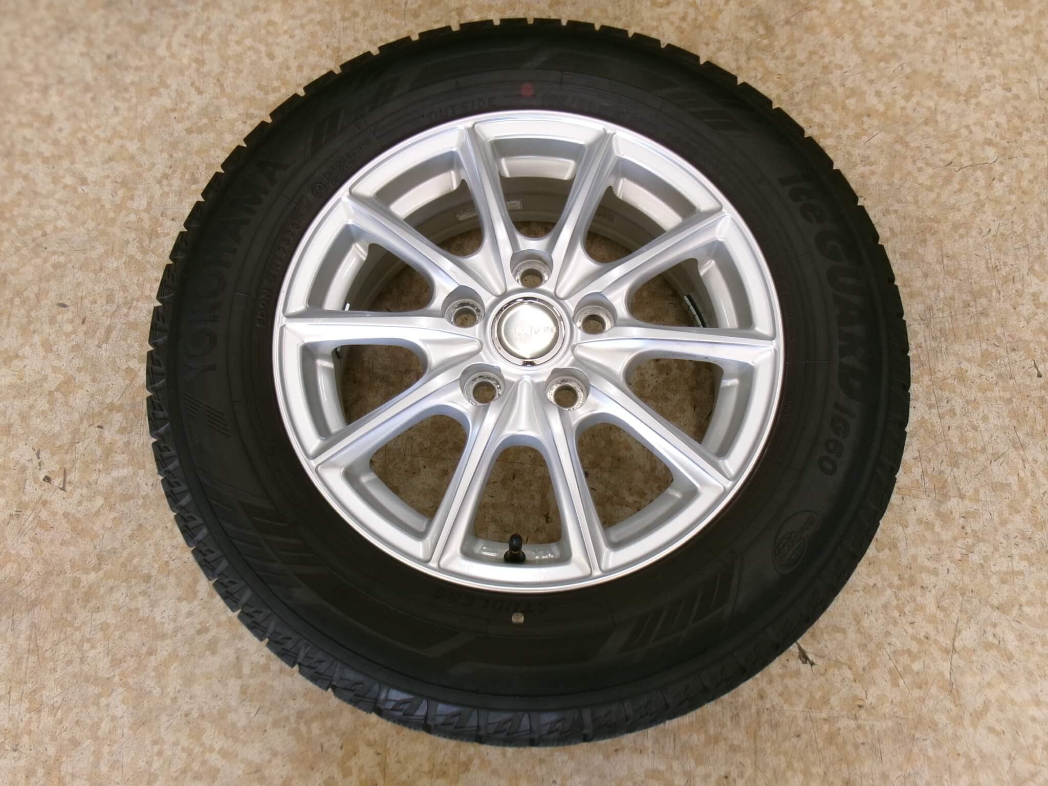 ヨコハマ　アイスガードIG60