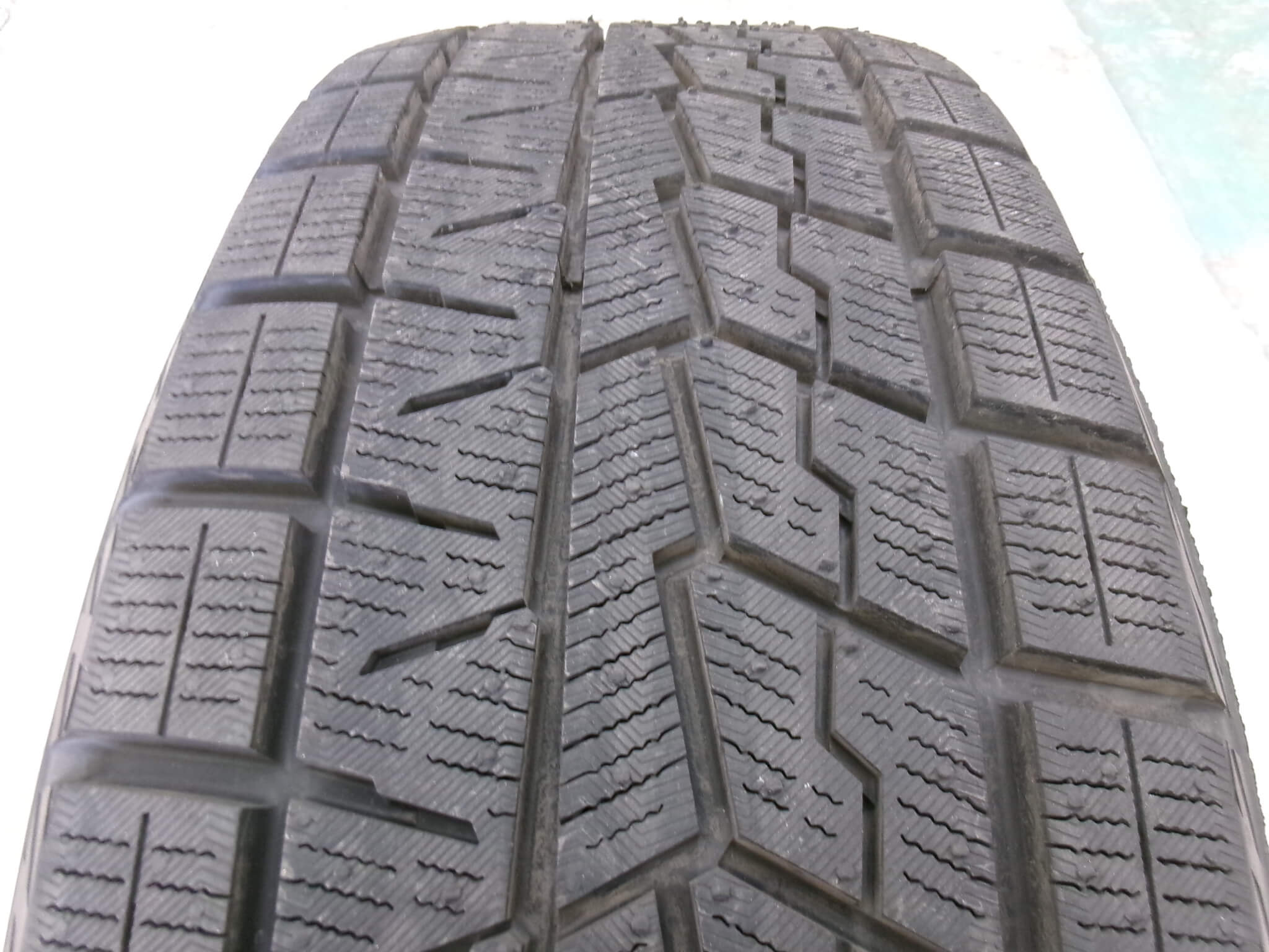 中古スタッドレスタイヤ » 15インチ » 商品一覧