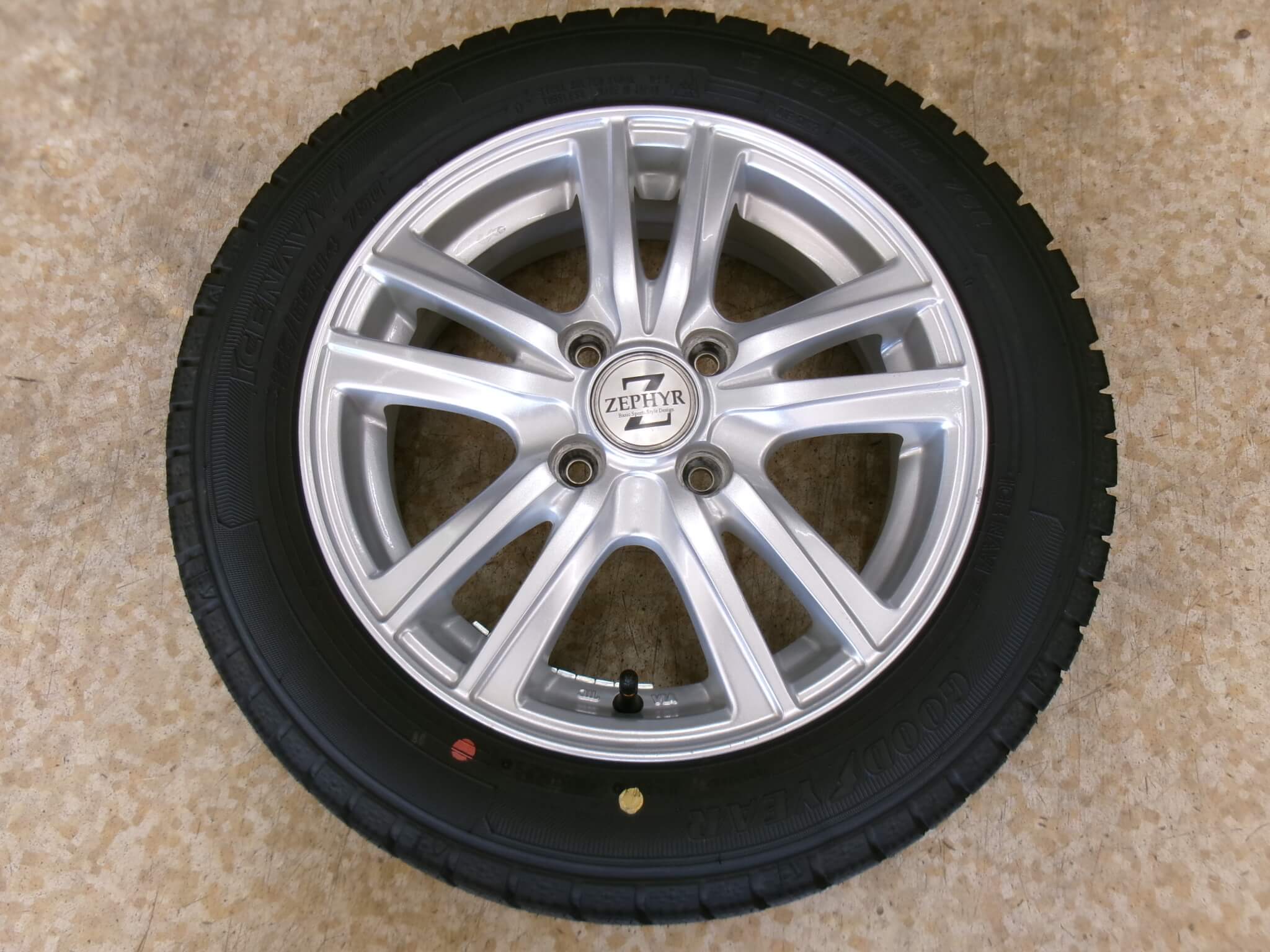 グッドイヤー　ナビ7