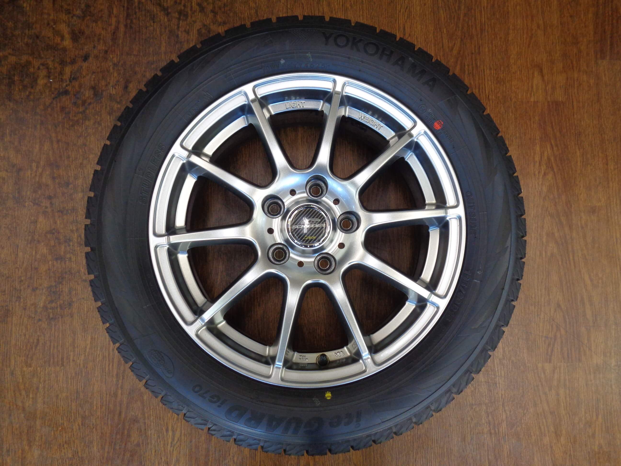 ヨコハマ アイスガードiG70