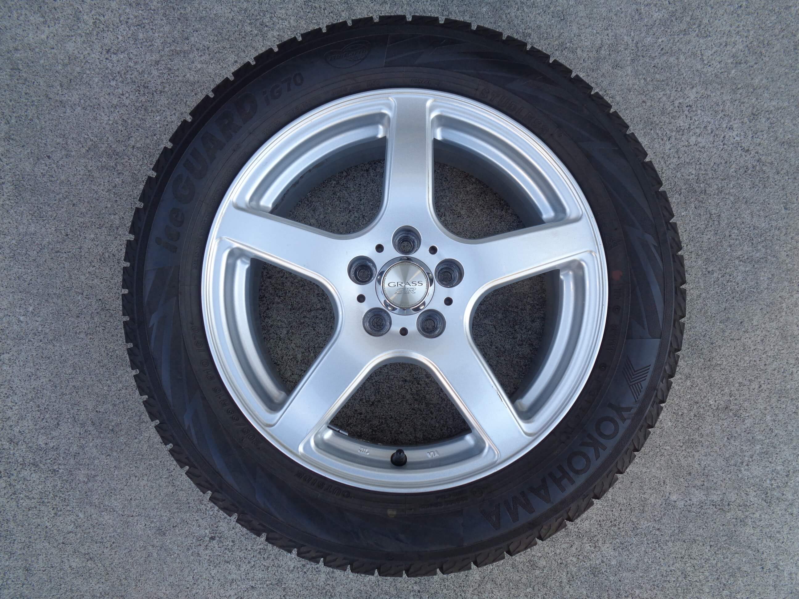 ヨコハマ アイスガードiG70