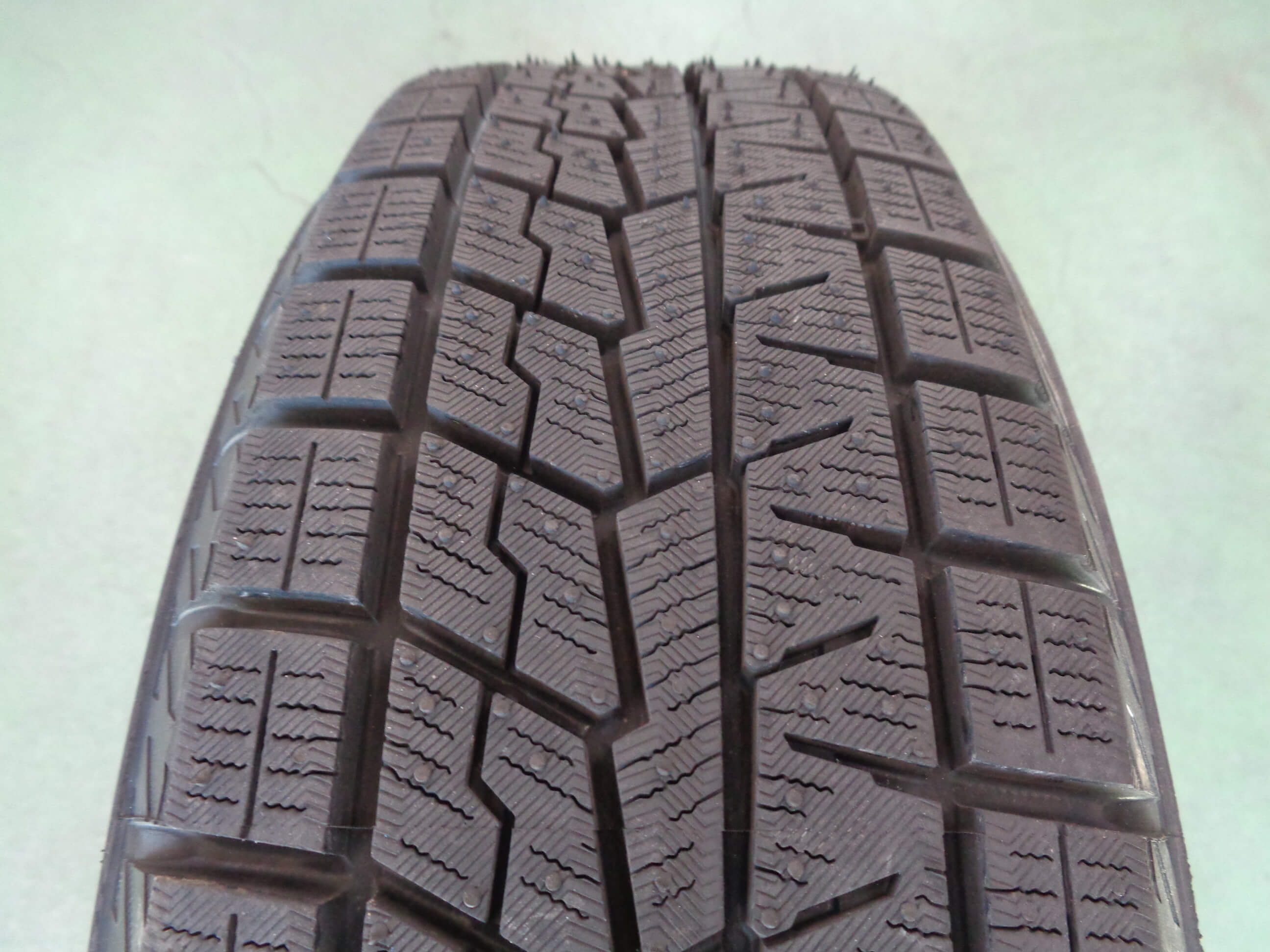 中古スタッドレスタイヤ » 12～14インチ » 商品一覧